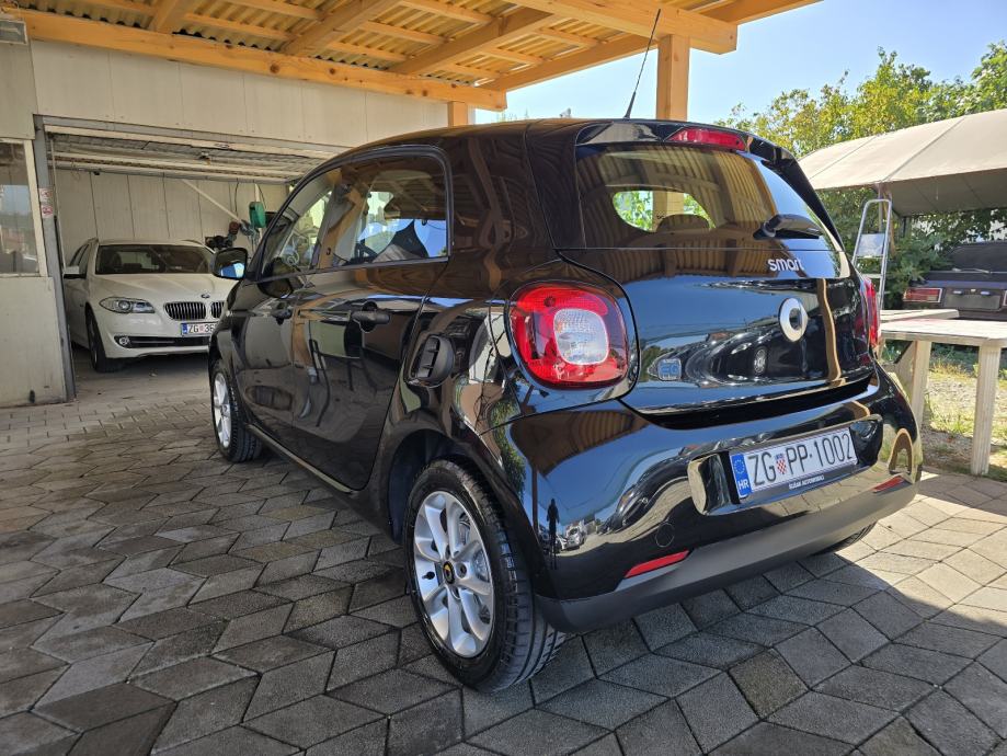 Smart forfour EQ / Facelift /9.999 sa PDV/ Navigacija / Servisna /, fotografija 2