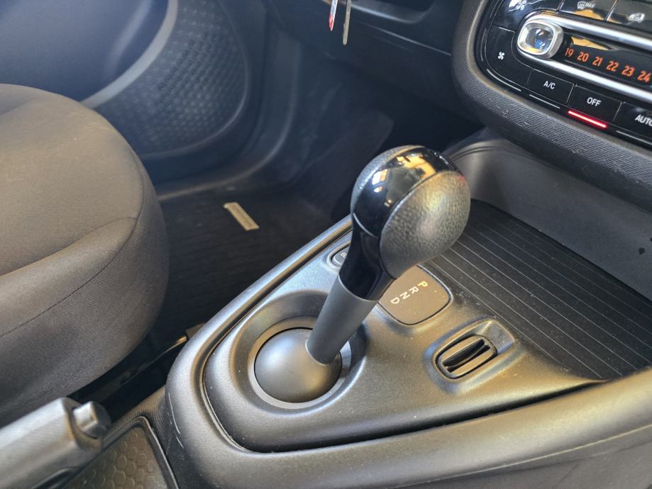 Smart forfour EQ / Facelift /9.999 sa PDV/ Navigacija / Servisna /, fotografija 11