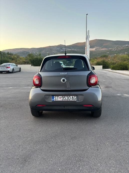 Smart forfour automatik 2019, fotografija 4