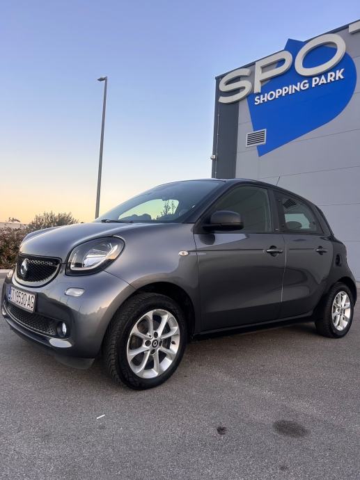 Smart forfour automatik 2019, fotografija 2