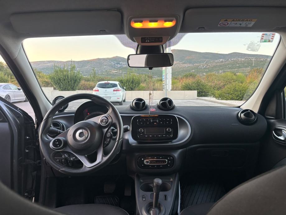 Smart forfour automatik 2019, fotografija 7