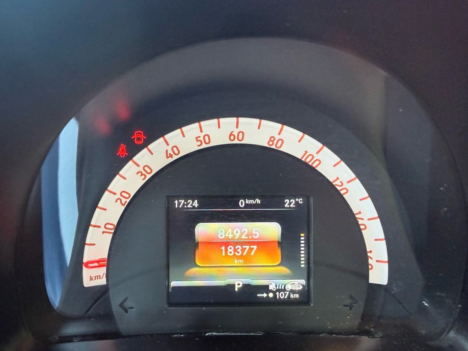 Smart EQ Cabrio • BRABUS line • 22 kW punjač • FULL oprema • Reg 7/27, fotografija 13