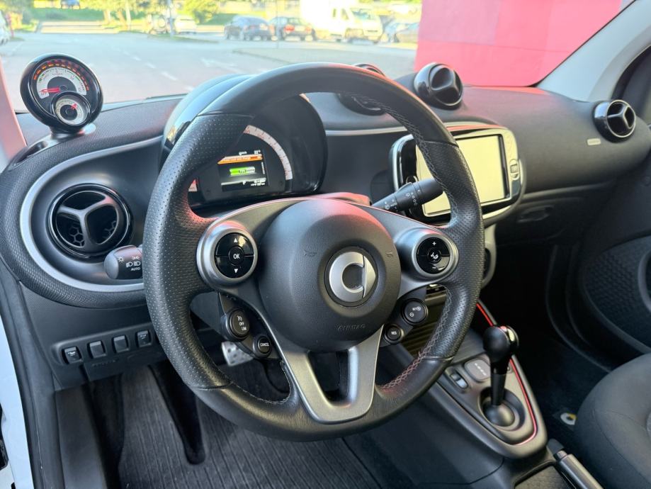 Smart EQ Cabrio • BRABUS line • 22 kW punjač • FULL oprema • Reg 7/27, fotografija 12