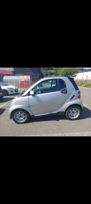 Smart fortwo coupe 1.0 automatik, fotografija 3