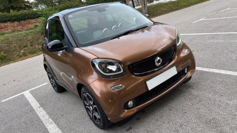 Smart fortwo coupe Panorama . Top stanje ! 117 tkm ! Reg 10/27, fotografija 3