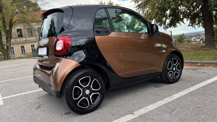 Smart fortwo coupe Panorama . Top stanje ! 117 tkm ! Reg 10/27, fotografija 7