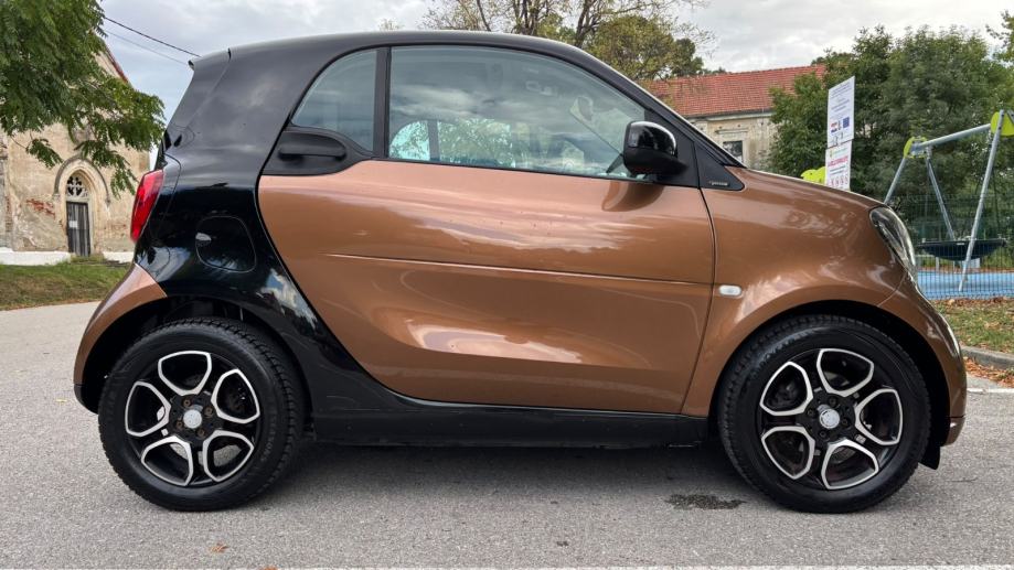 Smart fortwo coupe Panorama . Top stanje ! 117 tkm ! Reg 10/27, fotografija 8