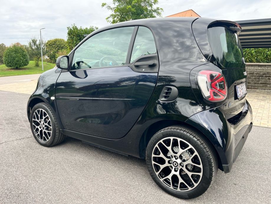 ⭐️SMART FORTWO EQ PRIME PANORAMA KAMERA PDC FULL OPREMA, fotografija 3