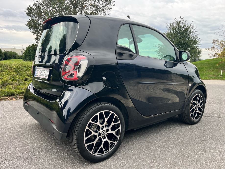⭐️SMART FORTWO EQ PRIME PANORAMA KAMERA PDC FULL OPREMA, fotografija 4