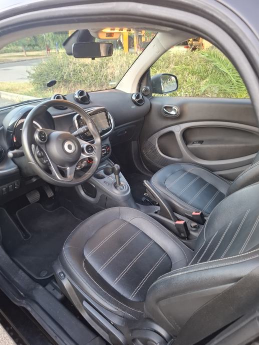 Smart fortwo full oprema prime, automatik, fotografija 12