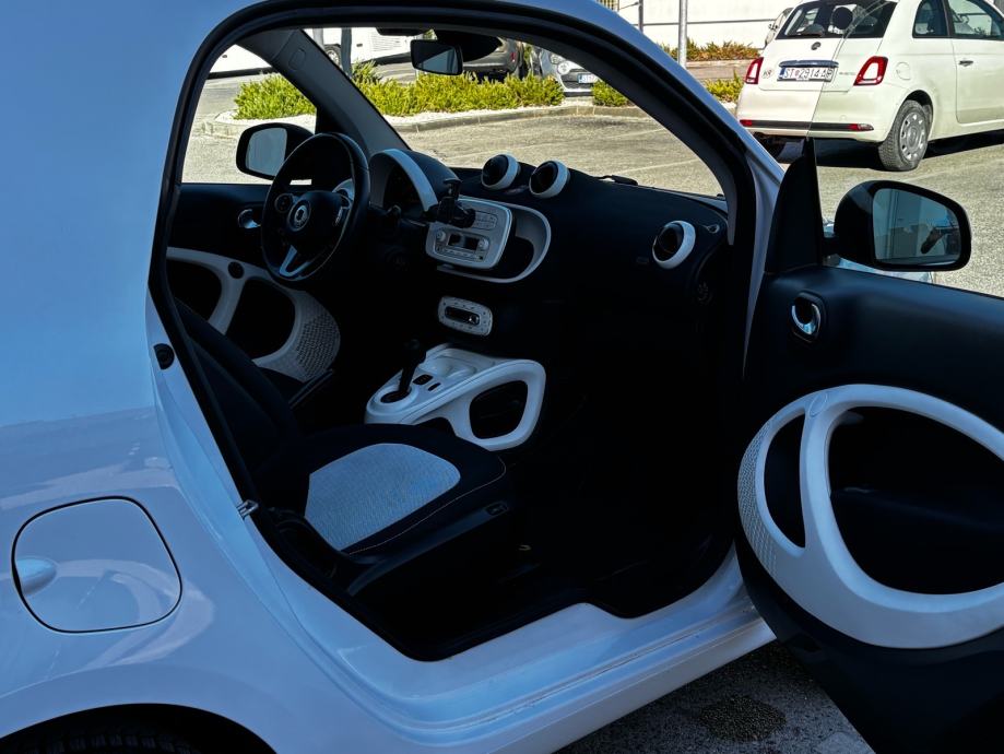 SMART FORTWO 1.0 AUTOMATIK PASSION REG 10/27, fotografija 12