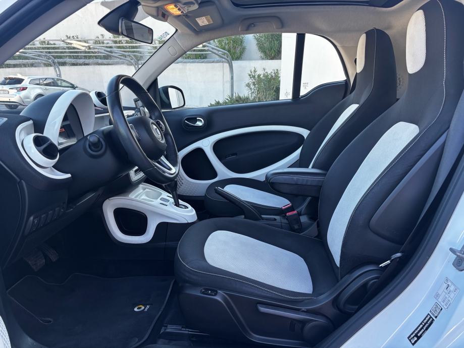 SMART FORTWO 1.0 AUTOMATIK PASSION REG 10/27, fotografija 15