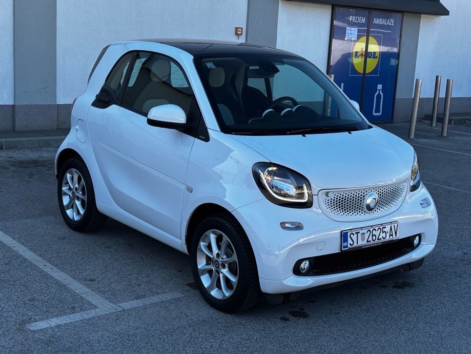 SMART FORTWO 1.0 AUTOMATIK PASSION REG 10/27, fotografija 2