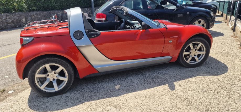 Smart roadster
