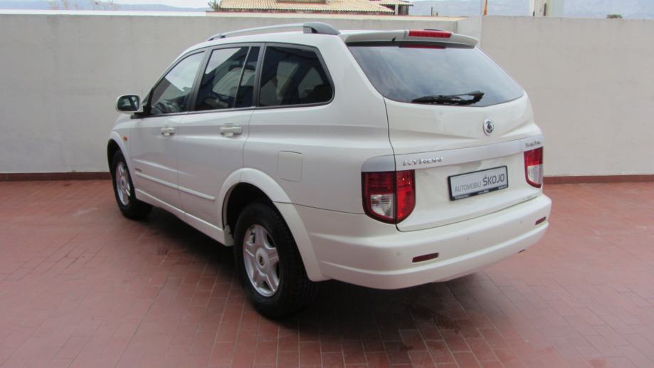 Ssangyong yong kyron