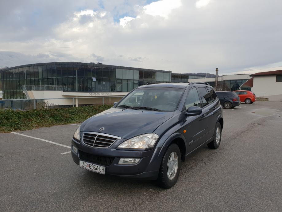 Сколько весит ssangyong kyron