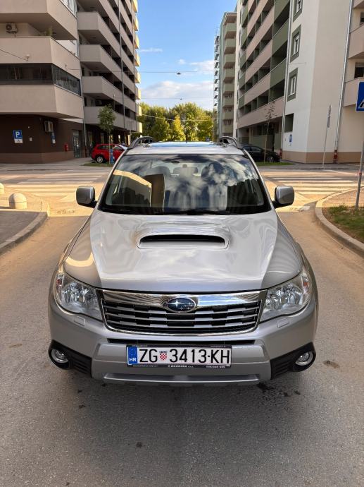 Subaru Forester 2,0 T-D XS VQ AWD, fotografija 5