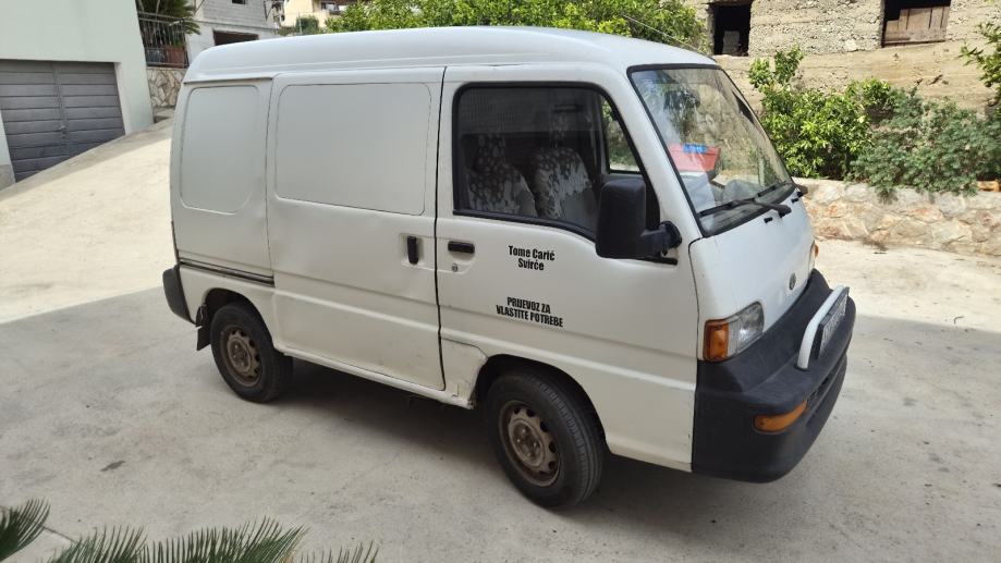 Subaru Libero/Domingo, fotografija 3