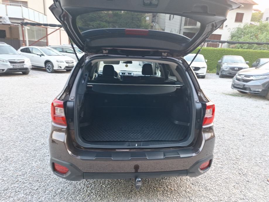 SUBARU OUTBACK 2.0 D AWD 4x4 AUTOMATIK,KAMERA, NAVIGACIJA,ALU 18, fotografija 9