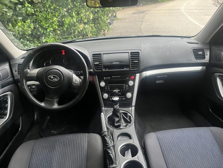 Subaru Outback 2,0 T-D, fotografija 4