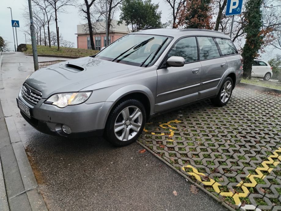 Subaru Outback 2,0 T-D, fotografija 2