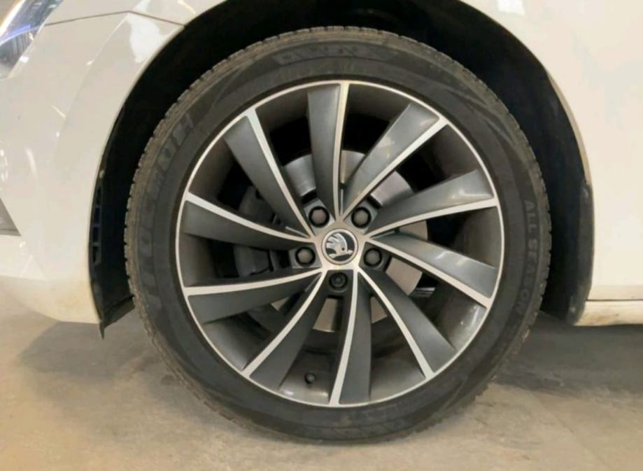 Superb 2,0 TDI DSG ● STYLE ● ALCANTARA - AMBI - MEMORIJA ● JAMSTVO, fotografija 10