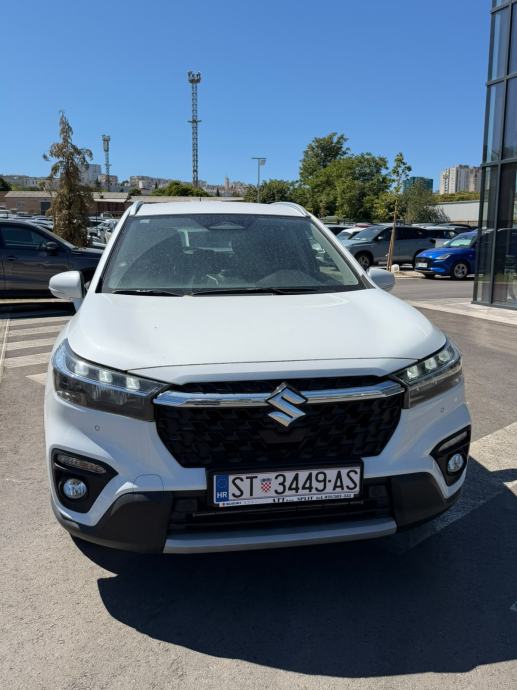 Suzuki S-Cross 1,4 Automatik 2026. reg. do 1/27, fotografija 2