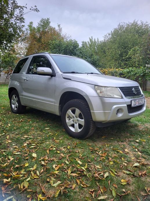 Suzuki Grand Vitara 1,6, fotografija 2