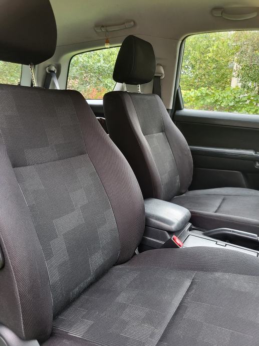 Suzuki Grand Vitara 1,6, fotografija 8