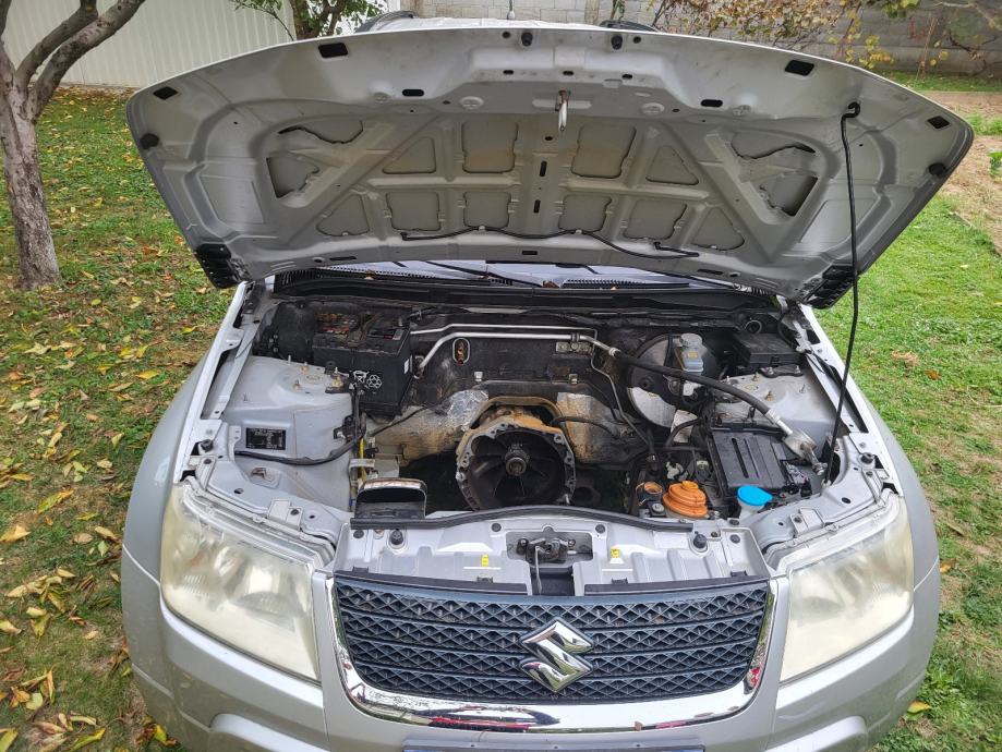 Suzuki Grand Vitara 1,6, fotografija 10