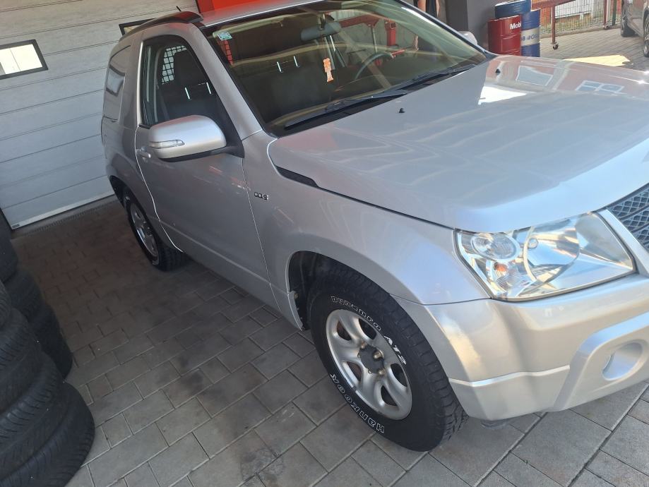 Suzuki Grand Vitara 1,9 DDSI 4X4 DVA SJEDALA/2010/, fotografija 4