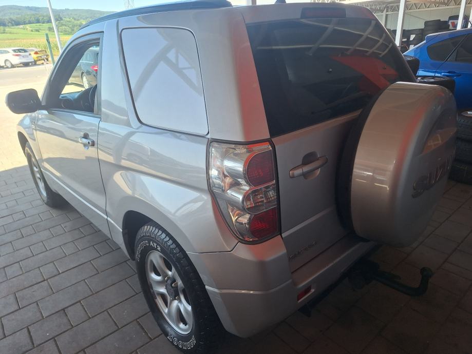 Suzuki Grand Vitara 1,9 DDSI 4X4 DVA SJEDALA/2010/, fotografija 3