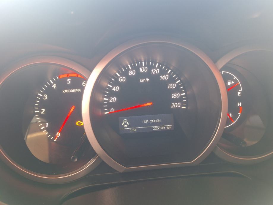 Suzuki Grand Vitara 1,9 DDSI 4X4 DVA SJEDALA/2010/, fotografija 10