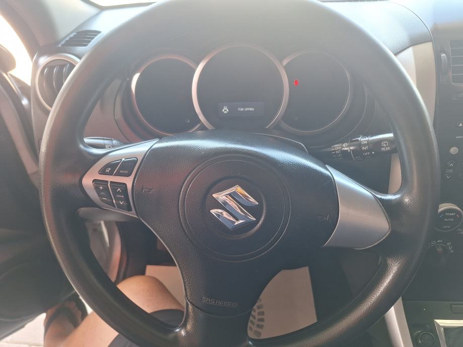 Suzuki Grand Vitara 1,9 DDSI 4X4 DVA SJEDALA/2010/, fotografija 9