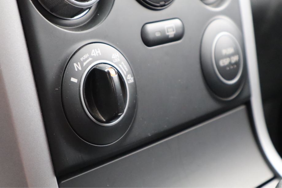 Suzuki Grand Vitara 1.9 TD - 4X4 - PRIKLOP - ALU - ODLIČNA, fotografija 13