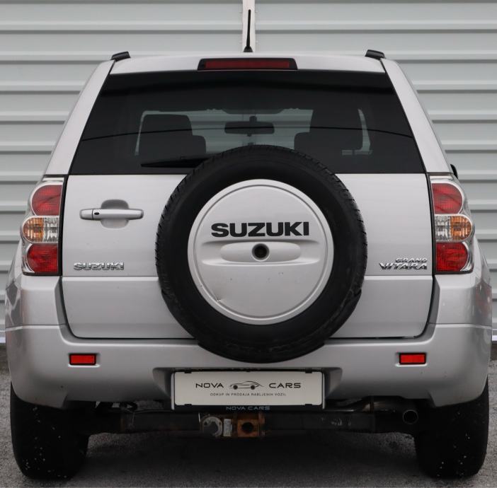 Suzuki Grand Vitara 1.9 TD - 4X4 - PRIKLOP - ALU - ODLIČNA, fotografija 5