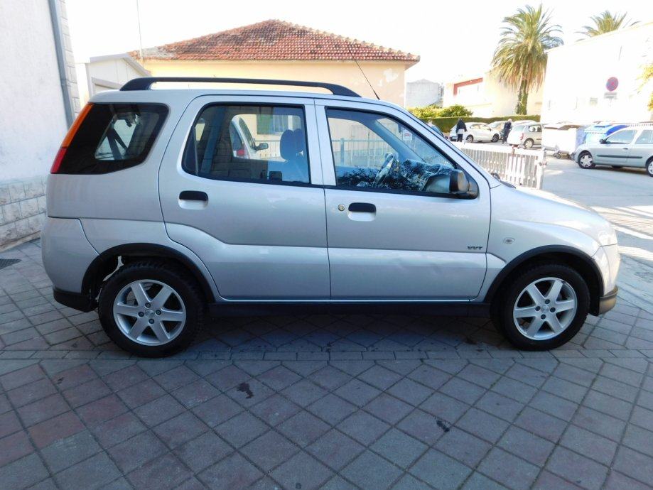 Suzuki ignis 2005