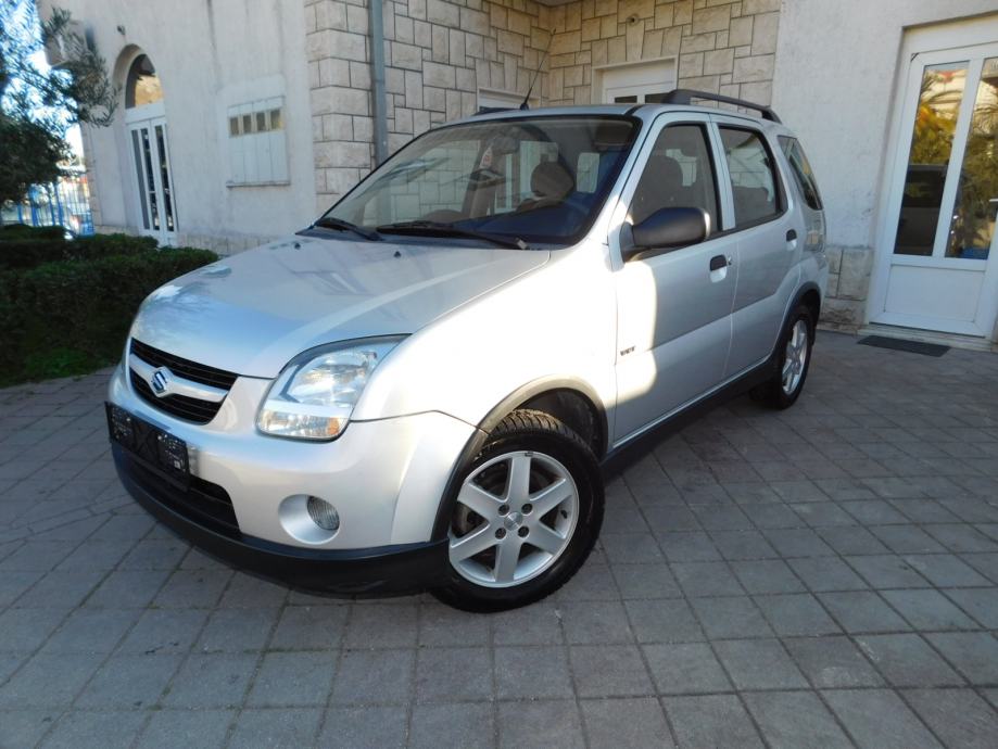 Suzuki ignis 2005