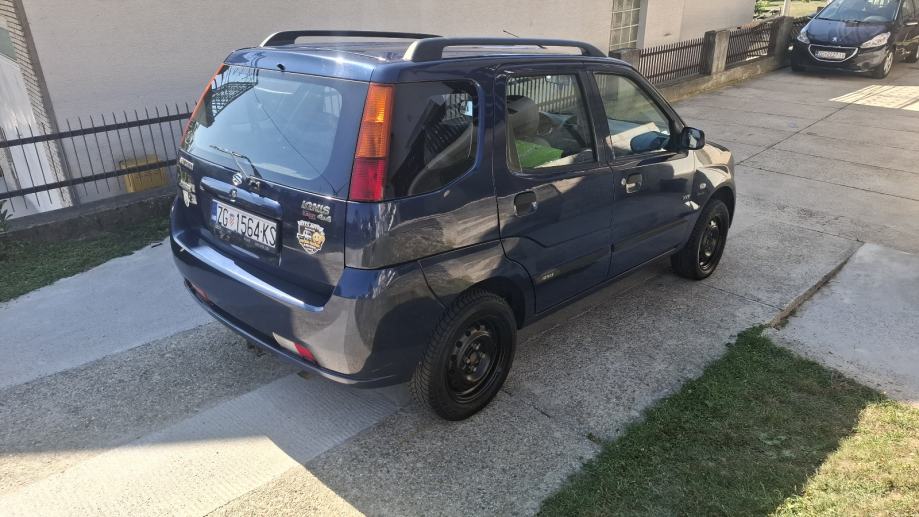 Suzuki Ignis 1,3 16V 4x4, fotografija 3