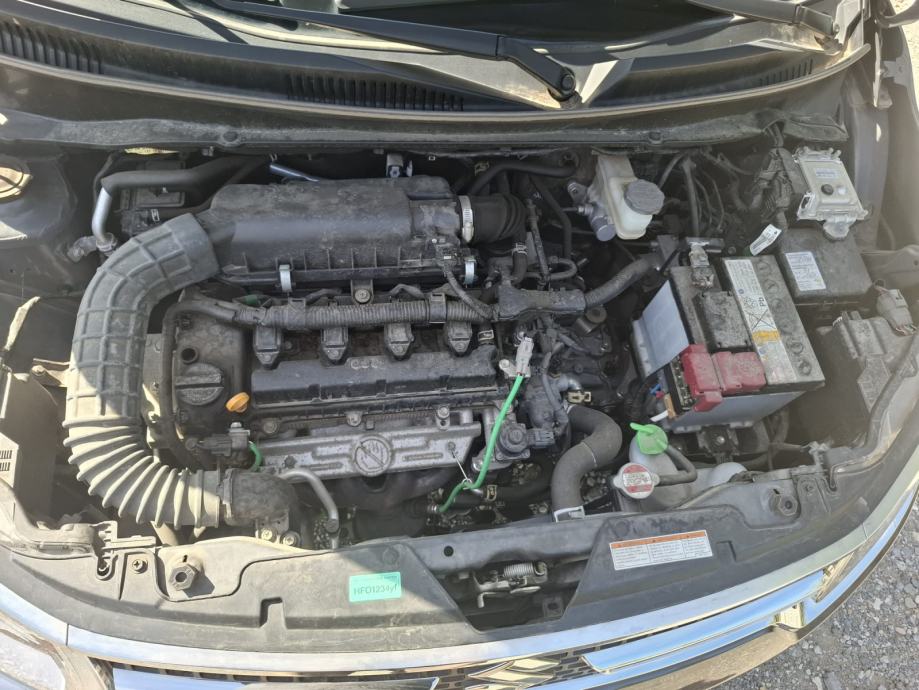 Suzuki Ignis 4x4 blagi hibrid 54700 km, fotografija 6