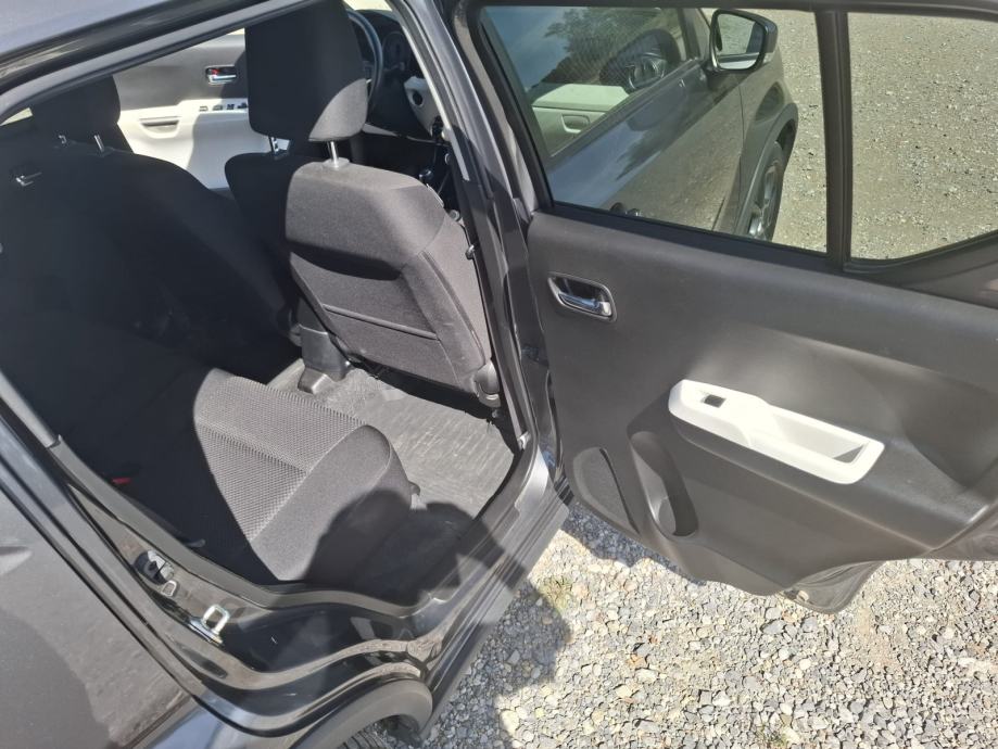 Suzuki Ignis 4x4 blagi hibrid 54700 km, fotografija 10