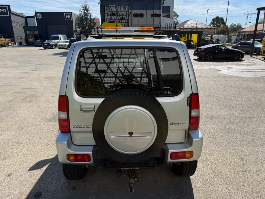 Suzuki Jimny 1,3 Club sa Ralicom za snijeg 35.000 km, fotografija 6