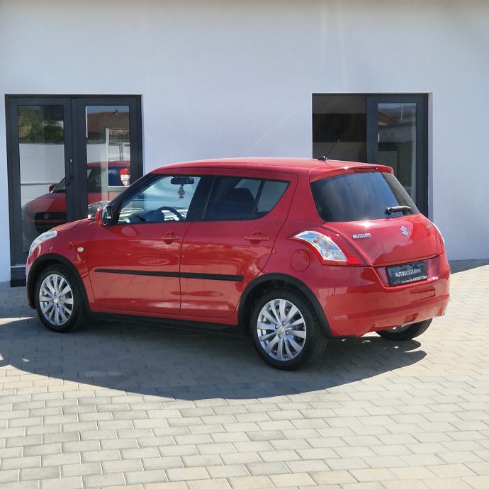 Suzuki Swift 1,2 benzinac ●HR auto● KeyLessGo• Aut.Klima, 134.ooo km, fotografija 5