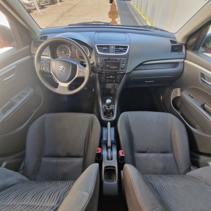 Suzuki Swift 1,2 benzinac ●HR auto● KeyLessGo• Aut.Klima, 134.ooo km, fotografija 9