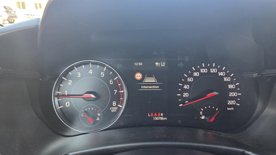 Suzuki Swift 1,2 GL+ PREMIUM, REDOVNI SERVIS GRATIS!!!, fotografija 9