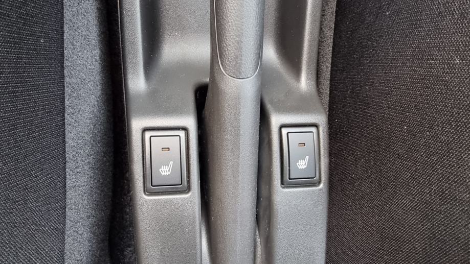 Suzuki Swift 1,2 GL+ Premium 2WD Hybrid "NOVO"Reg 1.god", fotografija 12