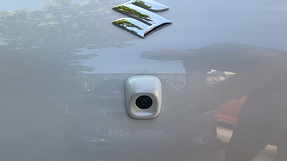 Suzuki Swift 1,2 GL+ Premium 2WD Hybrid "NOVO"Reg 1.god", fotografija 16