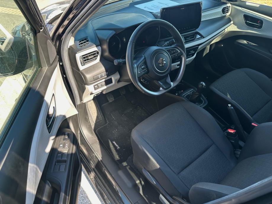 Suzuki Swift 1,2 GL+ Hybrid reg. 05/2027, fotografija 12
