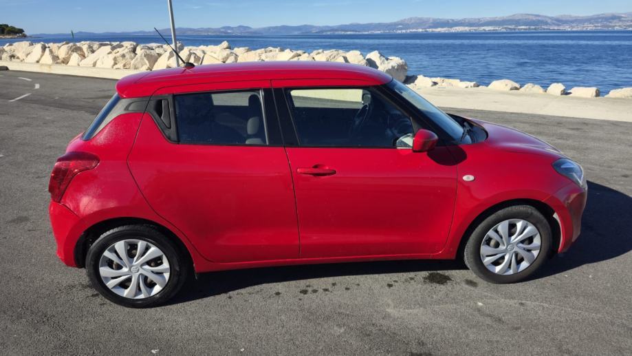 Suzuki Swift 1,2 Mile hybrid, fotografija 2