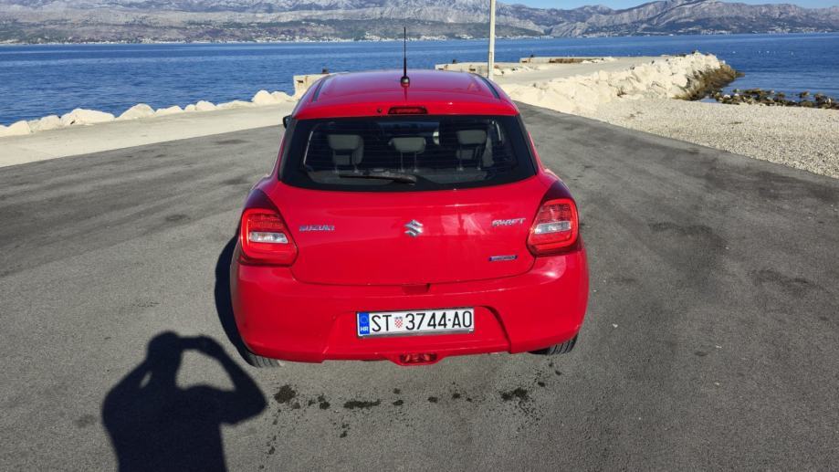 Suzuki Swift 1,2 Mile hybrid, fotografija 7